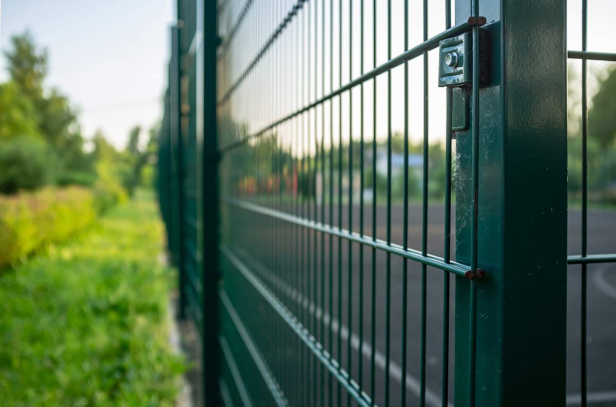 Rebound fencing